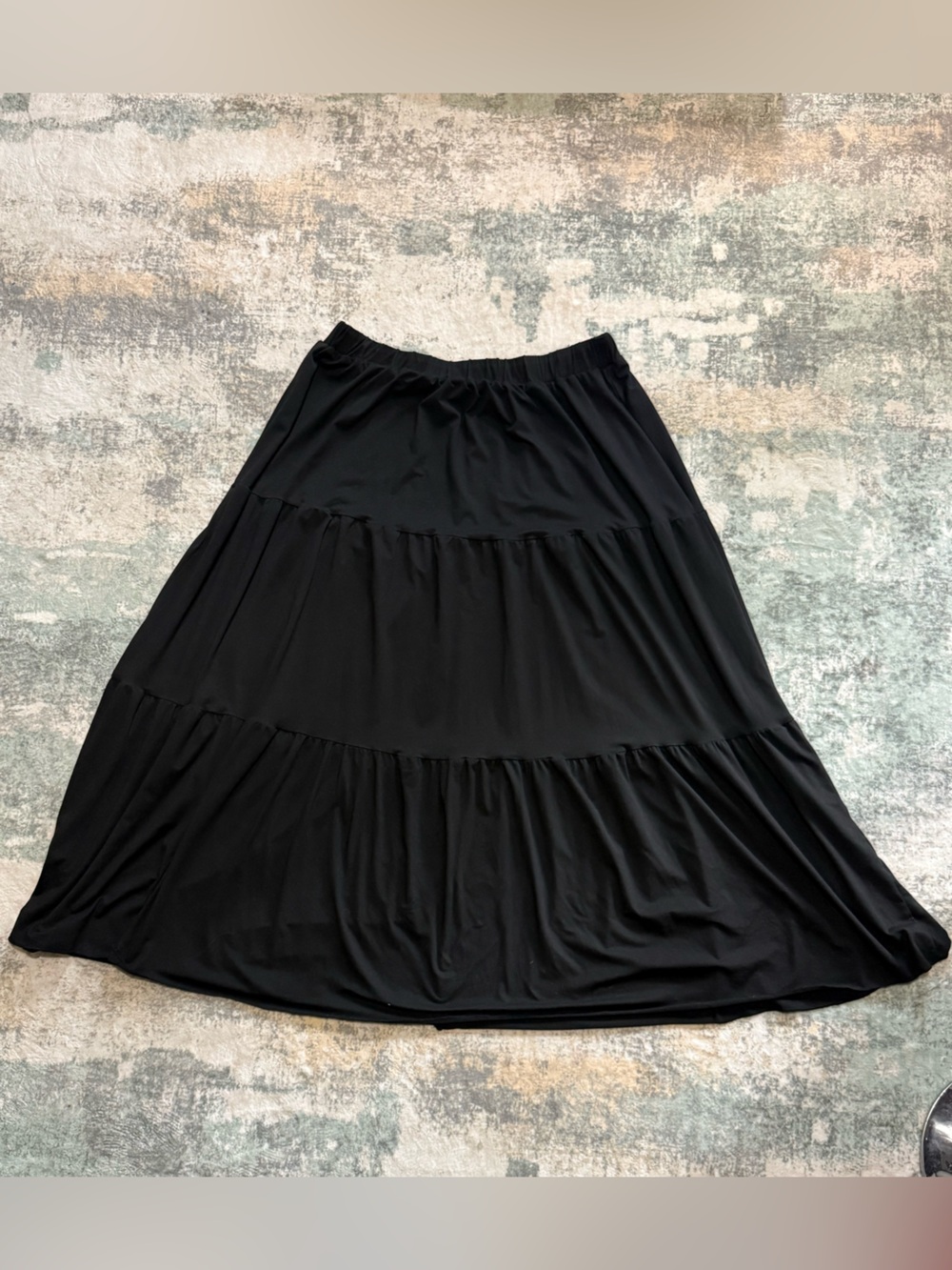 Black Tiered Midi Skirt Tagged 4XL Fits 1X Elastic Waist Stretch 36” Long